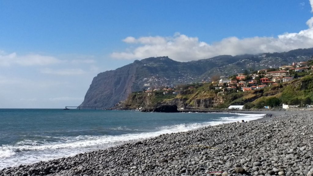 Madeira_-_Funchal_-_Praia_Formosa_33331817622.jpg